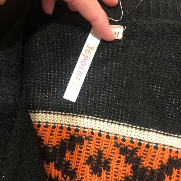 Open Fringe Cardigan - Picture 2 of 2